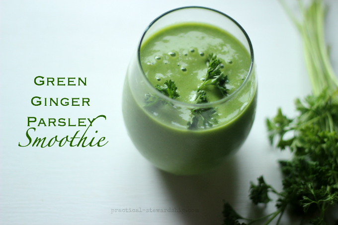 Green Ginger Parsley Smoothie