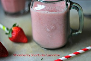 strawberry berry shortcake smoothie