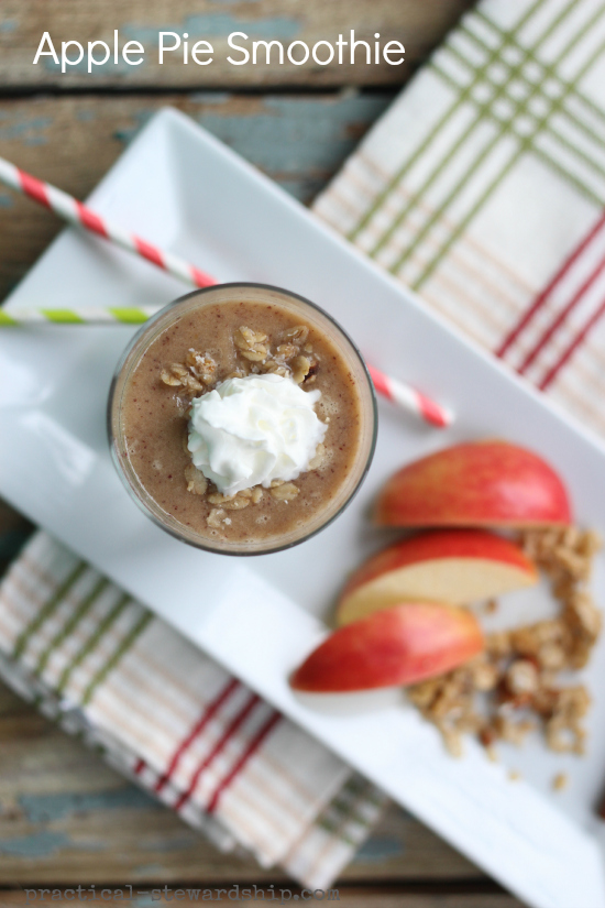 Apple Pie Smoothie cu Granola