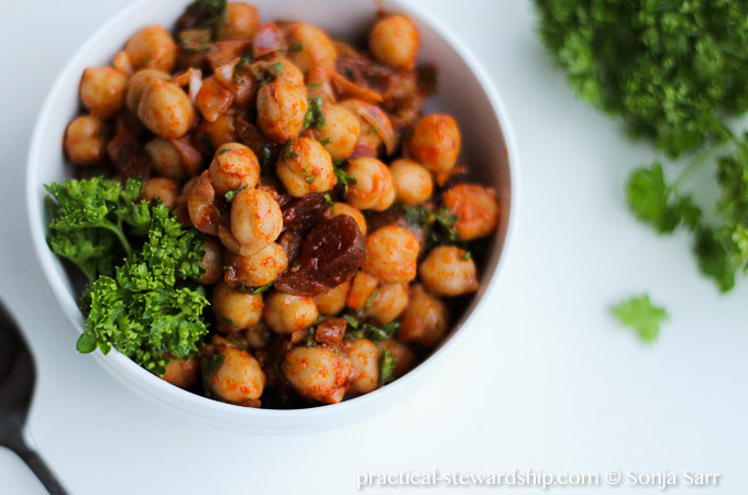 Turkish Garbanzo Salad -1